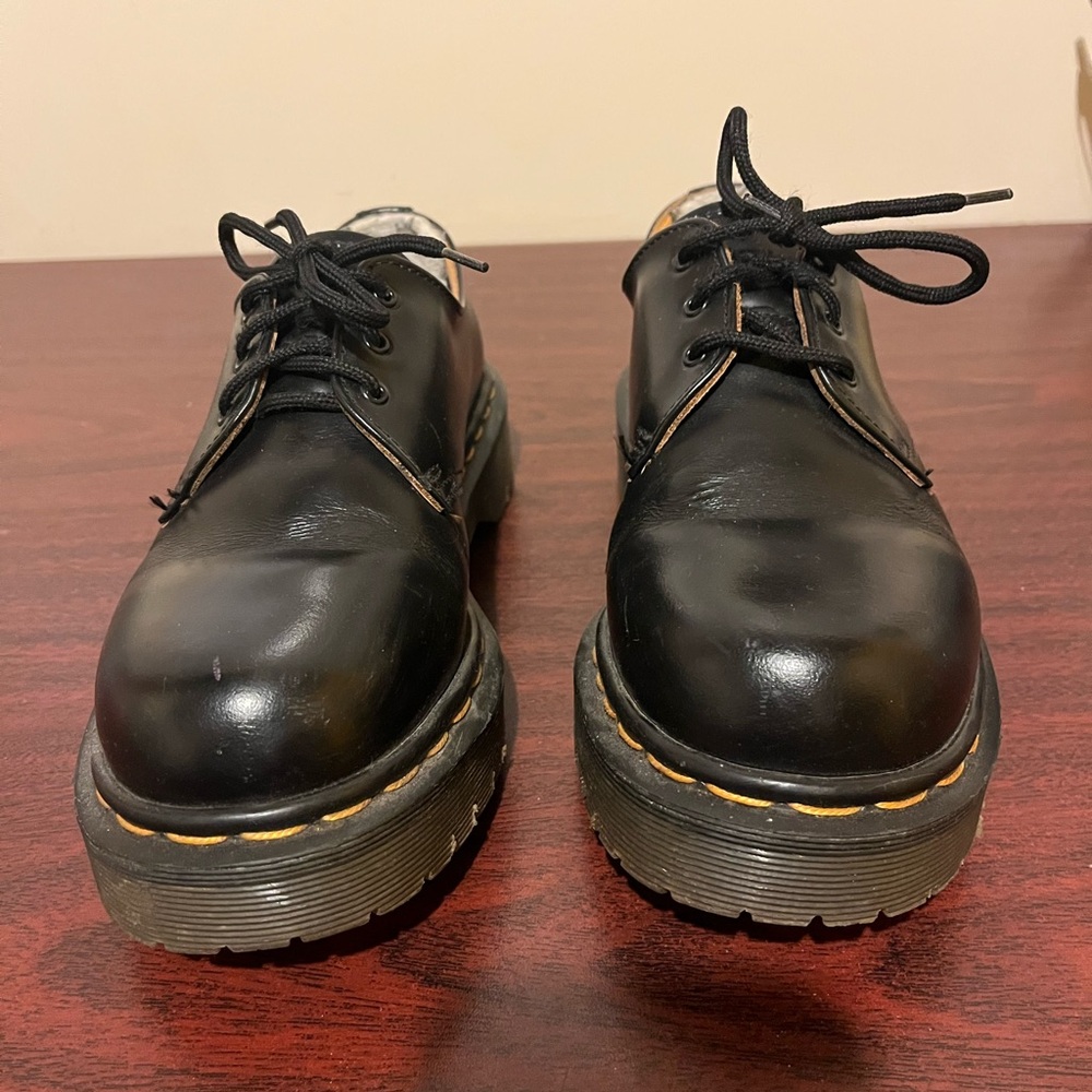 Vintage Made in England 1461 Dr. Marten Oxfords